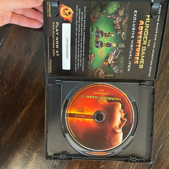 Hunger games dvd - Picture 5 of 6